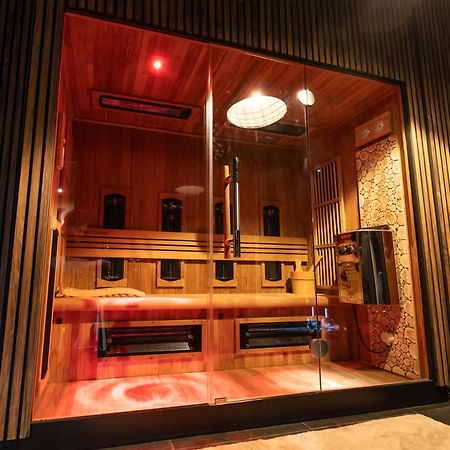 De Luxe Bed &Wellness Villa 's-Hertogenbosch  Luaran gambar